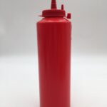 Диспенсер червоний для соусів Gastro Plast 750 мл. з ковпачком - Зображення 2