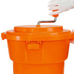 Сушарка для зелені ручна з гальмом помаранчева One Chef 9,5 л - Зображення 4